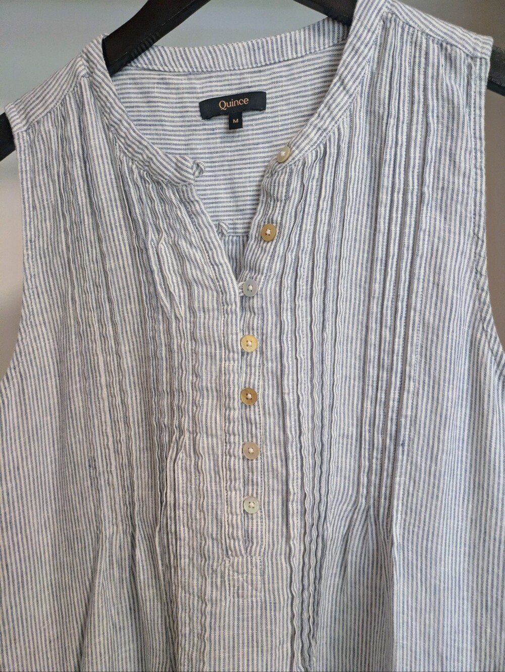 Quince 100% European linen sleeveless swing dress in blue pinstripe Size Medium - Picture 2 of 8